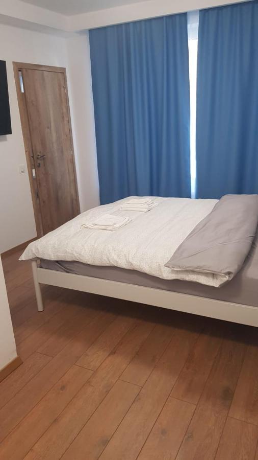 Apartament 1 Budiu Târgu-Mureş Esterno foto